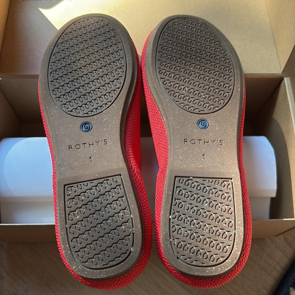 Rothy’s The Kids Mary Jane Glamour Red - Sz. 1 - Picture 2 of 3